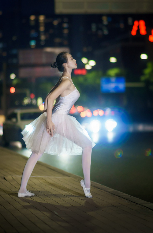 小组赛首轮2连胜,尤文提前晋级淘汰赛,尤文比赛结果