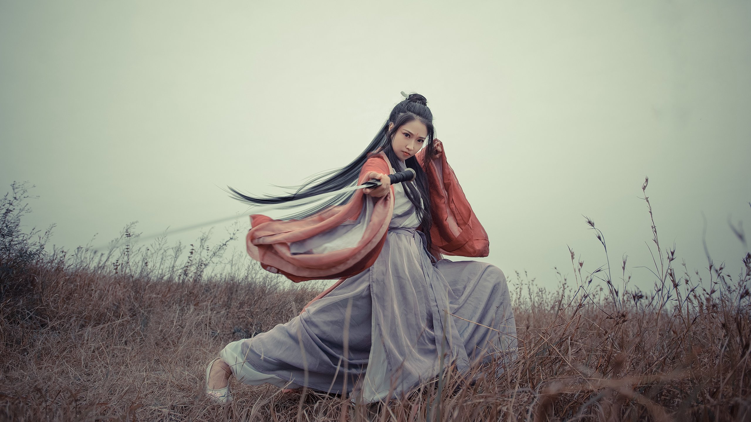 欧洲杯战术多变：变化变化，让你眼花缭乱！，欧洲杯战场